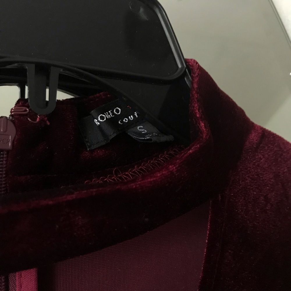 Velvet Dress - Picture 3 of 4